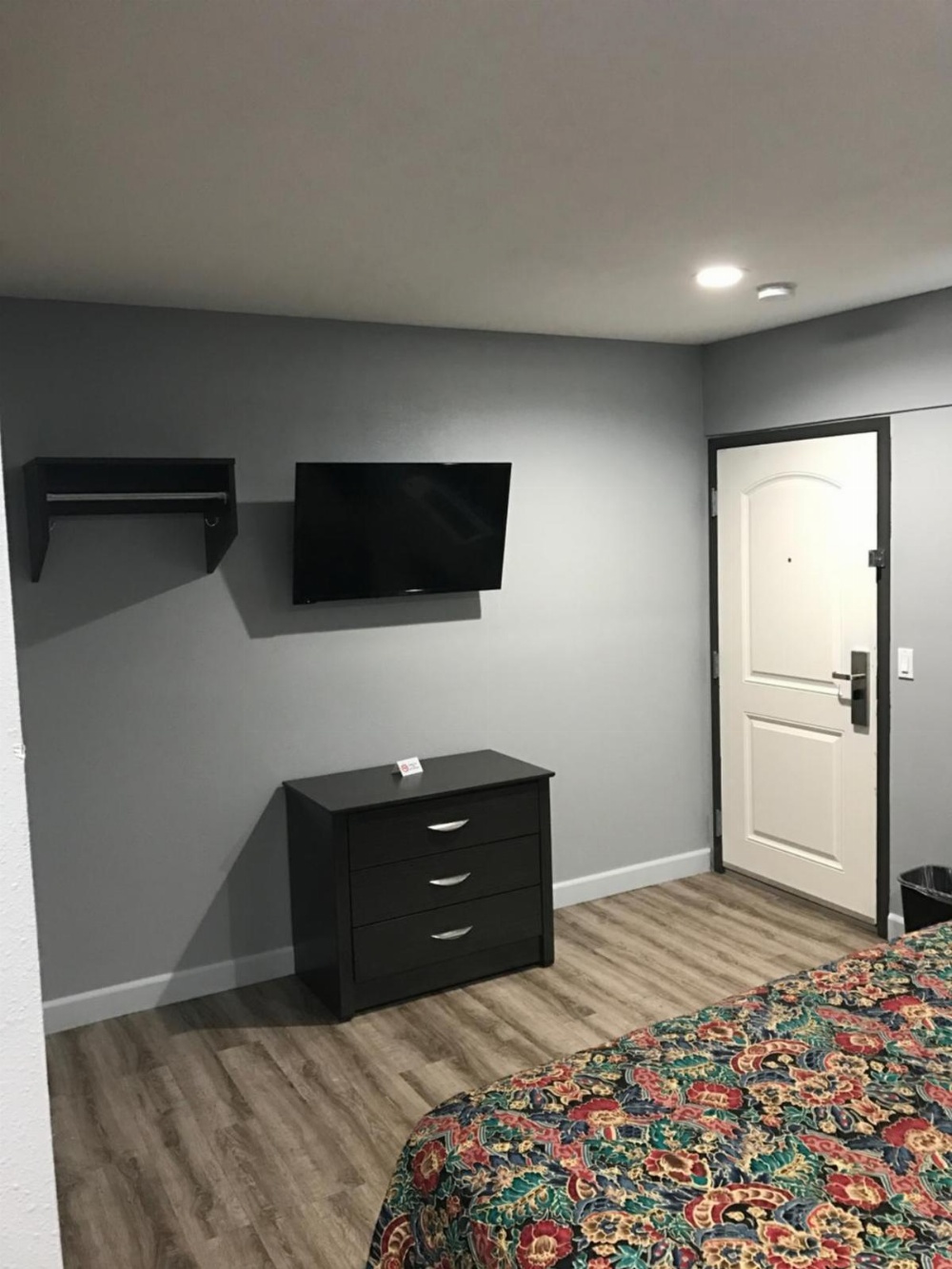 Empire Inn Main image